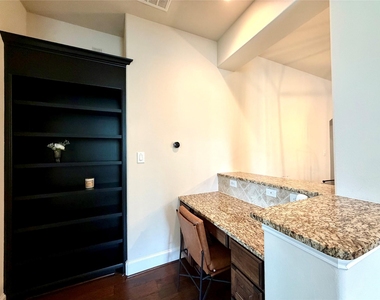 175 Oarwood Place - Photo Thumbnail 10