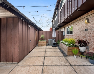 2334 Triway Lane - Photo Thumbnail 22