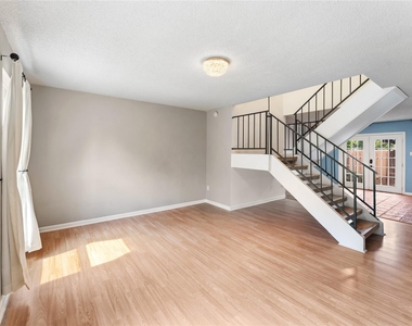 2334 Triway Lane - Photo Thumbnail 4