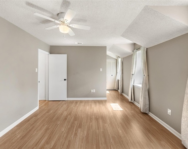 2334 Triway Lane - Photo Thumbnail 23