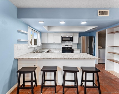 2334 Triway Lane - Photo Thumbnail 10