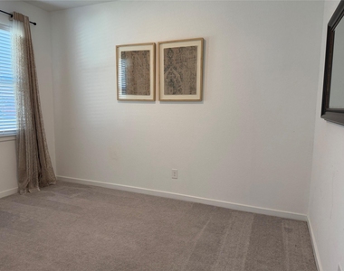 21707 Shadowbrook Birch Drive - Photo Thumbnail 6