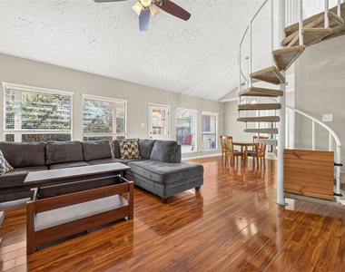 2115 Echo Ridge Ridge - Photo Thumbnail 9