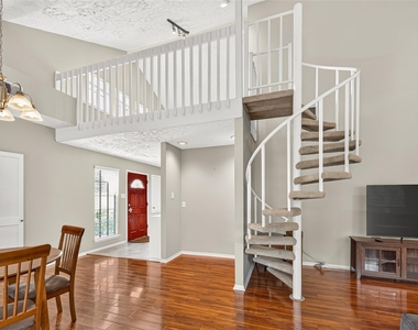 2115 Echo Ridge Ridge - Photo Thumbnail 11