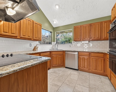 2115 Echo Ridge Ridge - Photo Thumbnail 21