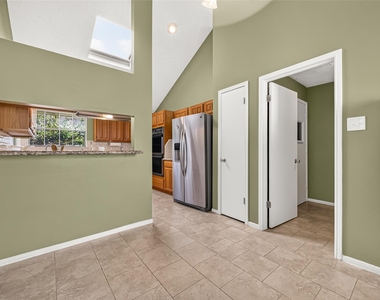 2115 Echo Ridge Ridge - Photo Thumbnail 17