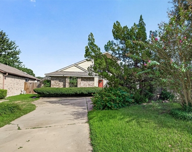 2115 Echo Ridge Ridge - Photo Thumbnail 2