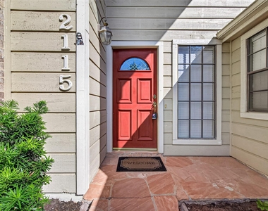 2115 Echo Ridge Ridge - Photo Thumbnail 5