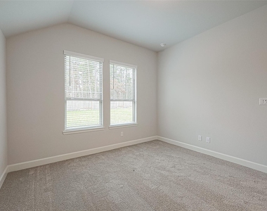 213 Mccrea Court - Photo Thumbnail 37