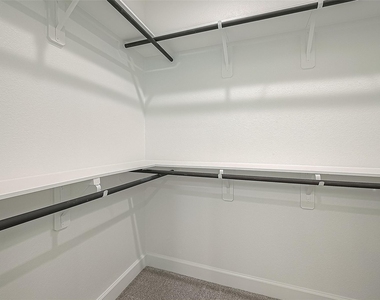 213 Mccrea Court - Photo Thumbnail 40