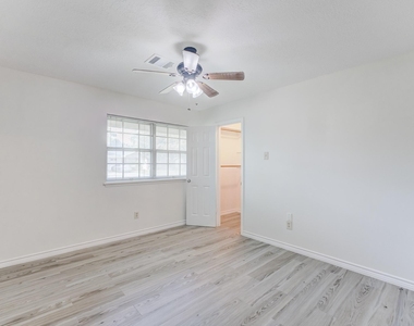 4812 Ivy Street - Photo Thumbnail 20