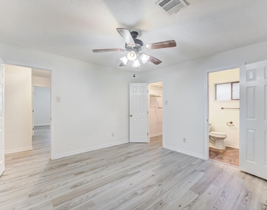 4812 Ivy Street - Photo Thumbnail 24