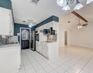 4812 Ivy Street - Photo Thumbnail 12