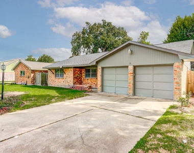 4812 Ivy Street - Photo Thumbnail 1