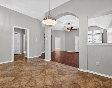 2335 Morgan Ridge Lane - Photo Thumbnail 14
