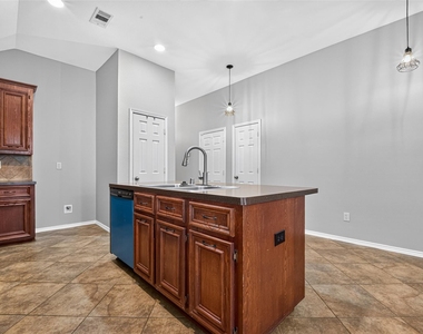 2335 Morgan Ridge Lane - Photo Thumbnail 10