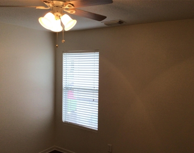 24319 Ayscough Lane - Photo Thumbnail 16