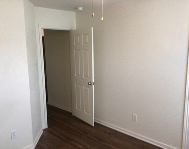 24319 Ayscough Lane - Photo Thumbnail 23