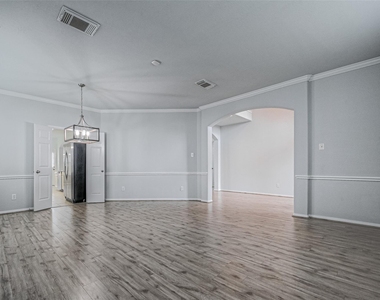 9519 Stone Terrace Court - Photo Thumbnail 7