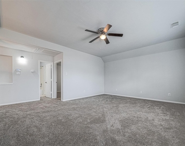 9519 Stone Terrace Court - Photo Thumbnail 40