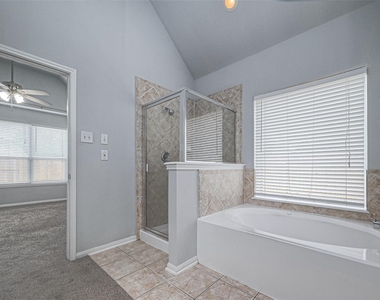 9519 Stone Terrace Court - Photo Thumbnail 38