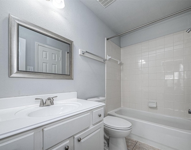 9519 Stone Terrace Court - Photo Thumbnail 27