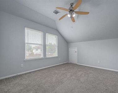 9519 Stone Terrace Court - Photo Thumbnail 31