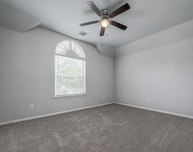 9519 Stone Terrace Court - Photo Thumbnail 28