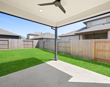 2708 Sunrise Breeze Drive - Photo Thumbnail 31