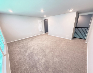 18669 Blue Spruce Lane - Photo Thumbnail 24