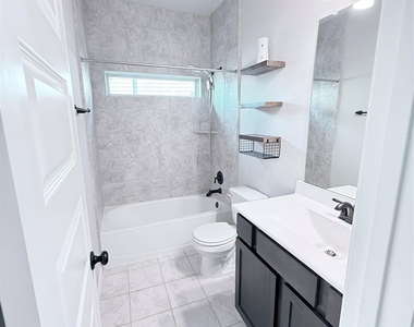 18669 Blue Spruce Lane - Photo Thumbnail 2