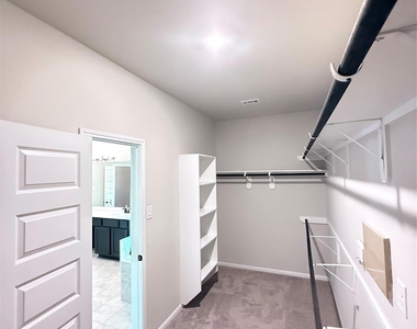 18669 Blue Spruce Lane - Photo Thumbnail 21
