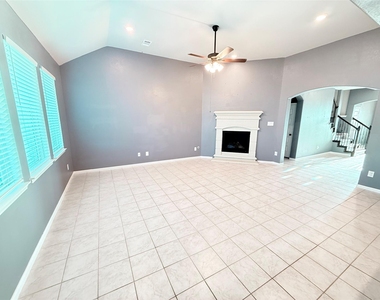 18669 Blue Spruce Lane - Photo Thumbnail 14