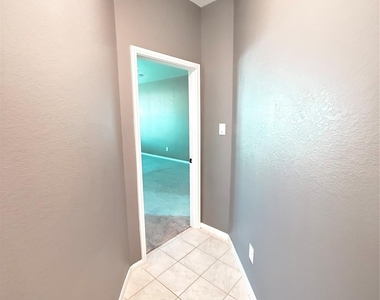 18669 Blue Spruce Lane - Photo Thumbnail 16