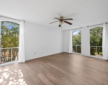 4649 Wild Indigo Street - Photo Thumbnail 4