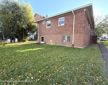 935 N Irving Avenue - Photo Thumbnail 1