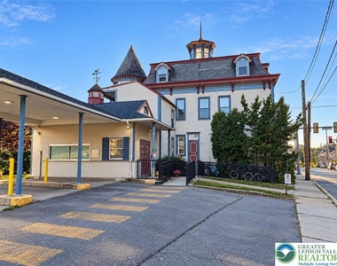 701 Main Street - Photo Thumbnail 13