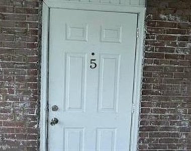 409 W Broad Street - Photo Thumbnail 1