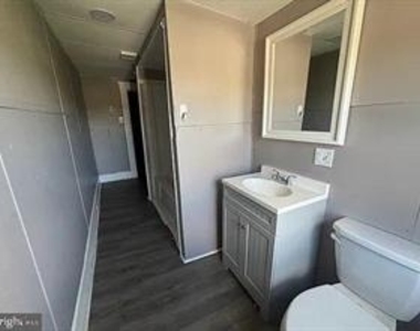 409 W Broad Street - Photo Thumbnail 9