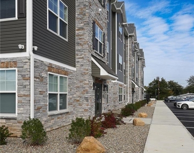 1210 Eaton Avenue - Photo Thumbnail 5