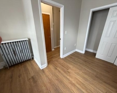 19 S Madison Street - Photo Thumbnail 7