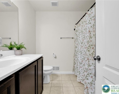 273 Redclover Lane - Photo Thumbnail 40