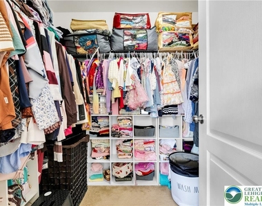 273 Redclover Lane - Photo Thumbnail 32