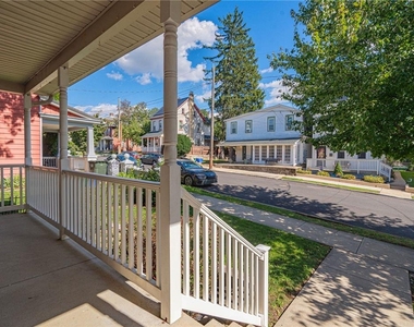 1427 Chelsea Avenue - Photo Thumbnail 1