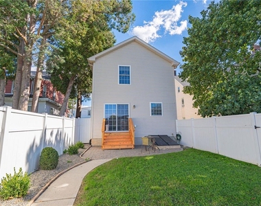 1427 Chelsea Avenue - Photo Thumbnail 36