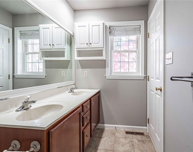 1427 Chelsea Avenue - Photo Thumbnail 21