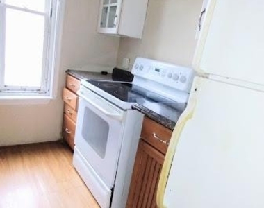 106 10th Street - Photo Thumbnail 8