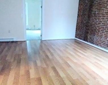 106 10th Street - Photo Thumbnail 1