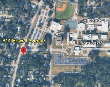 614 Howell Avenue - Photo Thumbnail 5