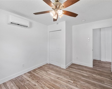 614 Howell Avenue - Photo Thumbnail 2